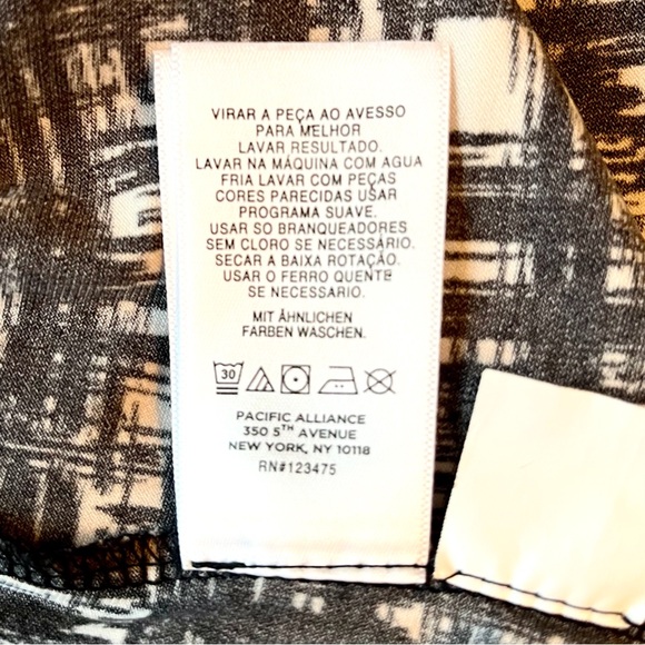 Jones New York-Women’s Sleeveless Top-Size 1X-Black & White - Picture 13 of 13